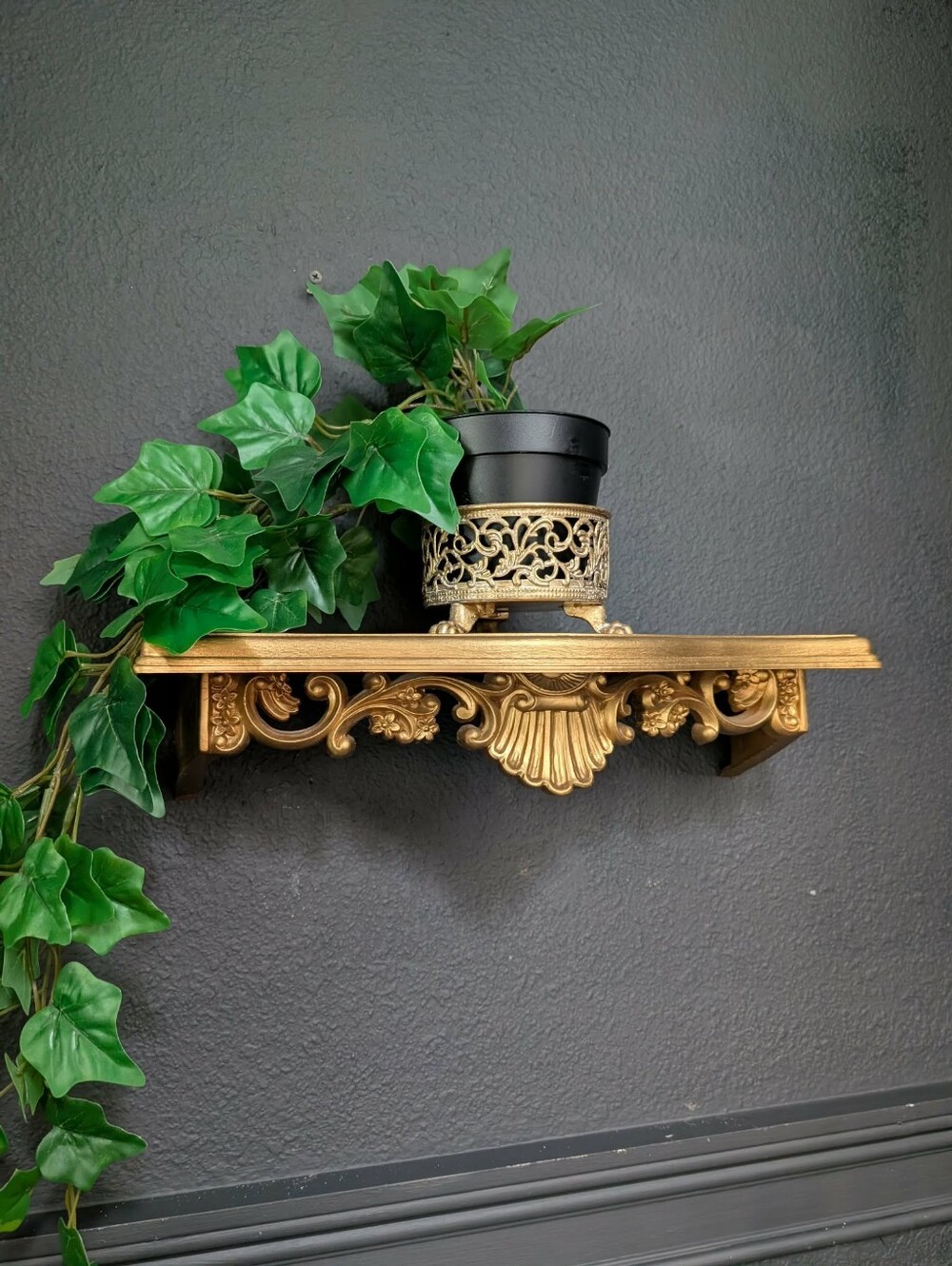 Vintage HOMCO Gold MCM Hollywood Regency Syroco Wall Bracket Shelf, Shel